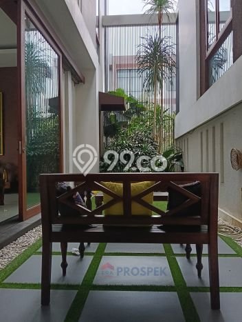 Ready to Use! Premium House LT 470m2 Desain Modern di Permata Buana Ready to Use! Premium House LT 470m2 Desain Modern di Permata Buana