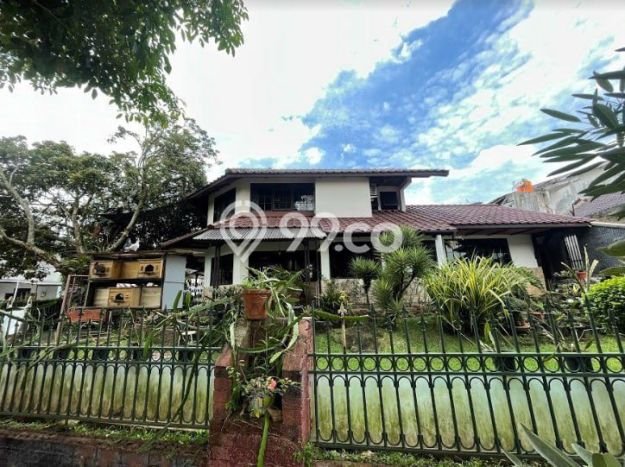 Rumah Elit Modern Tanpa Renovasi di Geger Kalong Bandung Rumah Elit Modern Tanpa Renovasi di Geger Kalong Bandung