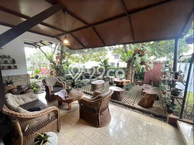 Rumah Elit Modern Tanpa Renovasi di Geger Kalong Bandung Rumah Elit Modern Tanpa Renovasi di Geger Kalong Bandung