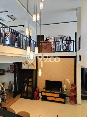 For Sale! Luxury House LT 265m2 Desain Elegan di Turangga For Sale! Luxury House LT 265m2 Desain Elegan di Turangga