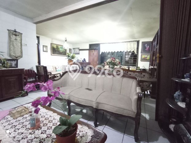 Hunian Mewah LB 180m2 Siap Pakai Desain Elegan di Turangga, Bandung Hunian Mewah LB 180m2 Siap Pakai Desain Elegan di Turangga, Bandung