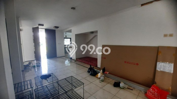 Rumah Modern 3 KT LT 158m2 di Buah Batu Rumah Modern 3 KT LT 158m2 di Buah Batu