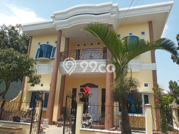 Rumah Modern 7 Kamar LT 238m2 di Buah Batu Rumah Modern 7 Kamar LT 238m2 di Buah Batu
