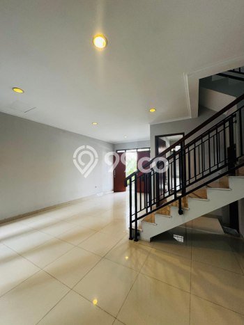 Jual Rumah Bagus Siap Huni LB 150m2 di Bojongsoang, Bandung Jual Rumah Bagus Siap Huni LB 150m2 di Bojongsoang, Bandung