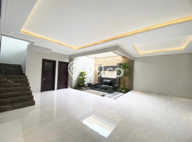 Dijual Rumah Mewah Megah Dengan View Eksklusif di Citraland, Surabaya Dijual Rumah Mewah Megah Dengan View Eksklusif di Citraland, Surabaya