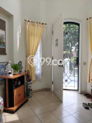Rumah Luxury Modern Siap Huni di Lippo Karawaci Tangerang Rumah Luxury Modern Siap Huni di Lippo Karawaci Tangerang