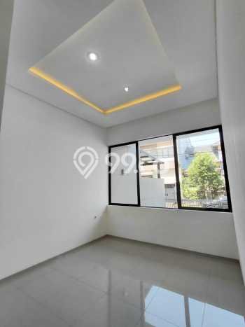Rumah Siap Huni 4 KT 4 KM di , Bandung Rumah Siap Huni 4 KT 4 KM di , Bandung