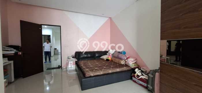 For Sale! Premium House LT 225m2 Desain Modern di Mekar Wangi For Sale! Premium House LT 225m2 Desain Modern di Mekar Wangi