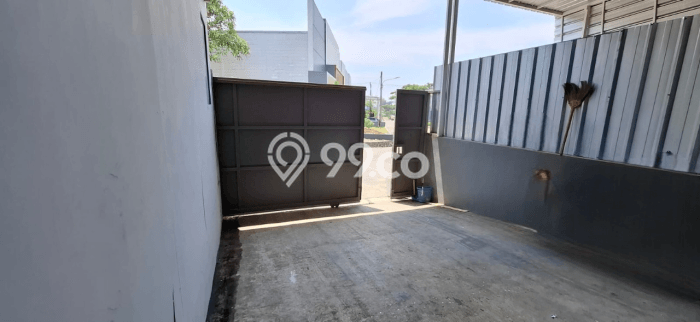 AREA TERBAIK! Gudang Kawasan Kutawaringin, Luas 179m², Keramaian Terjamin AREA TERBAIK! Gudang Kawasan Kutawaringin, Luas 179m², Keramaian Terjamin