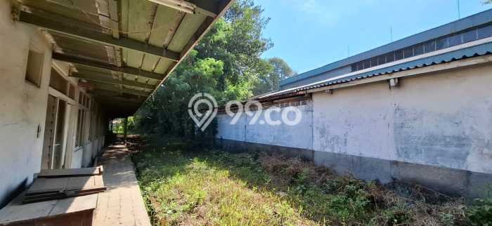 Gudang Dijual di Andir LT 5002m2, LB 2300m2 untuk Investasi Gudang Dijual di Andir LT 5002m2, LB 2300m2 untuk Investasi
