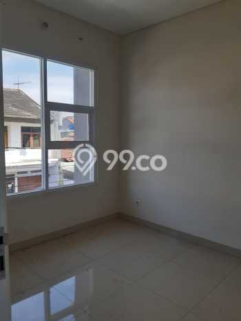 Dijual Hunian Rumah Nyaman 3 Kamar di Taman Holis Indah, Bandung Dijual Hunian Rumah Nyaman 3 Kamar di Taman Holis Indah, Bandung