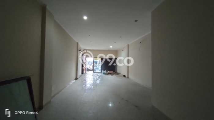 FOR RENT! Ruko di Kopo Cocok untuk Bisnis 250m2 FOR RENT! Ruko di Kopo Cocok untuk Bisnis 250m2