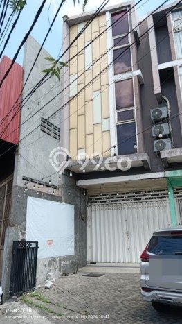 Ruko Strategis Kawasan Wonokromo, Luas 184m2m², Pusat Niaga Ruko Strategis Kawasan Wonokromo, Luas 184m2m², Pusat Niaga