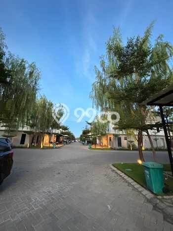 Dijual Hunian Rumah Terawat 3 Kamar di Pakuwon City, Surabaya Dijual Hunian Rumah Terawat 3 Kamar di Pakuwon City, Surabaya