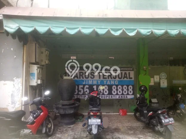 Lokasi Strategis! Dijual Ruko Bisnis di Matraman, Jakarta Timur Kondisi Baik Lokasi Strategis! Dijual Ruko Bisnis di Matraman, Jakarta Timur Kondisi Baik