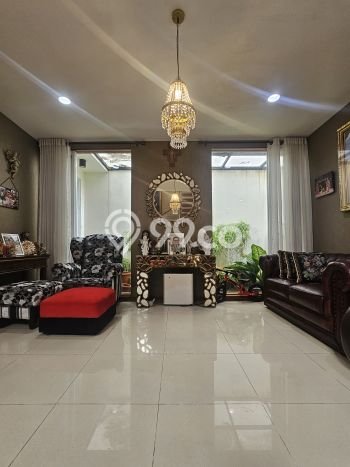 Rumah 4 KT 4 KM di Lokasi Strategis Pondok Indah, Jakarta Selatan Rumah 4 KT 4 KM di Lokasi Strategis Pondok Indah, Jakarta Selatan
