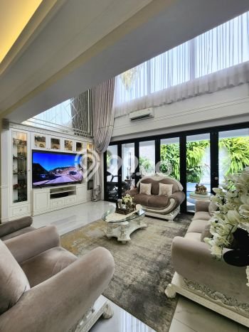 Ready to Use! Premium House LT 650m2 Desain Modern di Pondok Indah Ready to Use! Premium House LT 650m2 Desain Modern di Pondok Indah