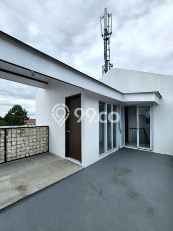 Jual Rumah Mewah Megah Dengan View Eksklusif di Kemang, Jakarta Selatan Jual Rumah Mewah Megah Dengan View Eksklusif di Kemang, Jakarta Selatan