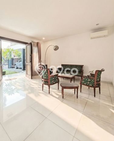 Rumah Elit Modern Siap Huni di Bintaro Jakarta Selatan Rumah Elit Modern Siap Huni di Bintaro Jakarta Selatan