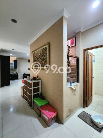 Dijual Rumah Luas Megah Dengan View Eksklusif di Pondok Indah, Jakarta Selatan Dijual Rumah Luas Megah Dengan View Eksklusif di Pondok Indah, Jakarta Selatan