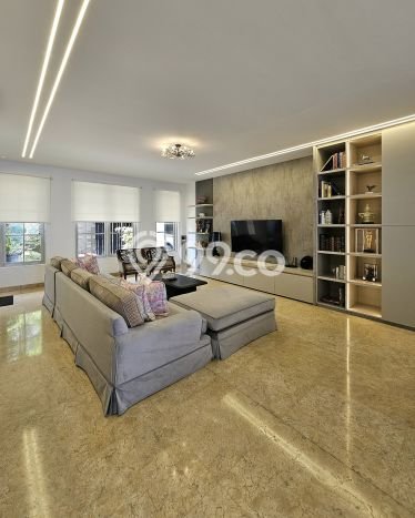 Dijual Rumah Mewah Elegan Dengan View Cantik di Bintaro, Tangerang Selatan Dijual Rumah Mewah Elegan Dengan View Cantik di Bintaro, Tangerang Selatan