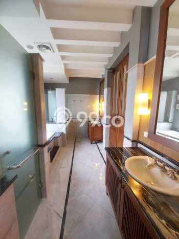 Hunian Impian Modern! Rumah Mewah area Cipete, Jakarta Selatan, Luas 465m² Bangunan 500m² Hunian Impian Modern! Rumah Mewah area Cipete, Jakarta Selatan, Luas 465m² Bangunan 500m²