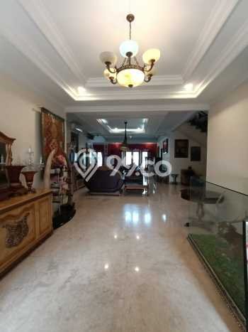 Jual Segera Rumah 5 KT 5 KM di Kawasan Komersial Kemang, Jakarta Selatan Jual Segera Rumah 5 KT 5 KM di Kawasan Komersial Kemang, Jakarta Selatan