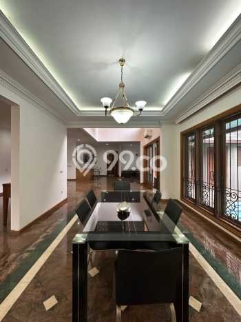 Rumah Lokasi Strategis di Pondok Indah, Jakarta Selatan, Luas 403m² Bangunan 586m² Rumah Lokasi Strategis di Pondok Indah, Jakarta Selatan, Luas 403m² Bangunan 586m²