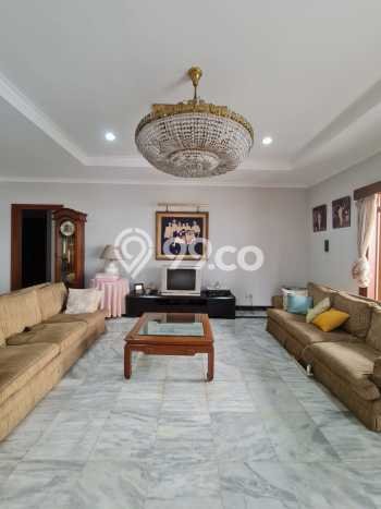 Rumah area Cilandak, 3 KM, Konsep Minimalis, Luas 839m² Bangunan 394m² Rumah area Cilandak, 3 KM, Konsep Minimalis, Luas 839m² Bangunan 394m²