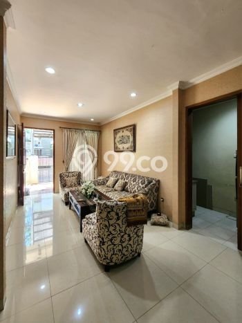 Dijual Rumah Luas Megah Dengan View Eksklusif di Pondok Indah, Jakarta Selatan Dijual Rumah Luas Megah Dengan View Eksklusif di Pondok Indah, Jakarta Selatan