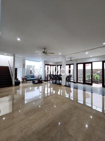 For Sale Rumah Elit Exclusive di Cilandak, Jakarta Selatan For Sale Rumah Elit Exclusive di Cilandak, Jakarta Selatan