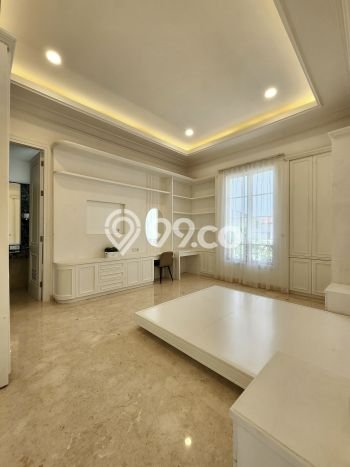 Jual Rumah 6 KT di Kemang, Jakarta Selatan - Luas Tanah 517m2m² Jual Rumah 6 KT di Kemang, Jakarta Selatan - Luas Tanah 517m2m²