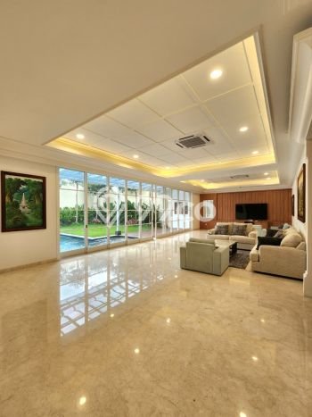 Rumah Luxury Modern Tanpa Renovasi di Kemang Jakarta Selatan Rumah Luxury Modern Tanpa Renovasi di Kemang Jakarta Selatan