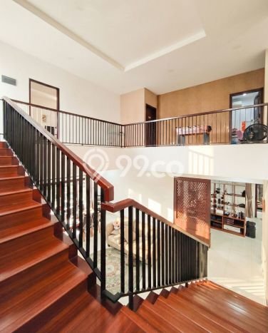 Rumah Elit Modern Siap Huni di Bintaro Jakarta Selatan Rumah Elit Modern Siap Huni di Bintaro Jakarta Selatan