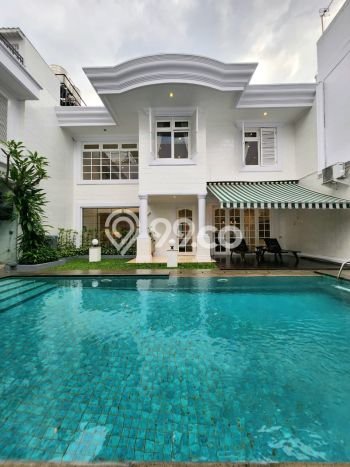 Hunian Modern dengan LT 480m2 & LB 700m2 Dikontrakkan di Pondok Indah Hunian Modern dengan LT 480m2 & LB 700m2 Dikontrakkan di Pondok Indah