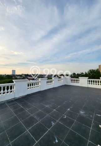 Hunian Super Elit dengan Akses Paling Strategis di Pondok Indah, Jakarta Selatan Hunian Super Elit dengan Akses Paling Strategis di Pondok Indah, Jakarta Selatan