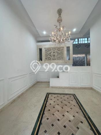 Jual Rumah Mewah Megah Dengan View Eksklusif di Pondok Indah, Jakarta Selatan Jual Rumah Mewah Megah Dengan View Eksklusif di Pondok Indah, Jakarta Selatan