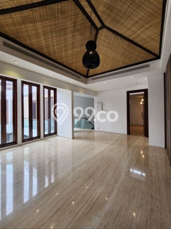 Dijual Rumah Luas Megah Dengan View Eksklusif di Pondok Indah, Jakarta Selatan Dijual Rumah Luas Megah Dengan View Eksklusif di Pondok Indah, Jakarta Selatan