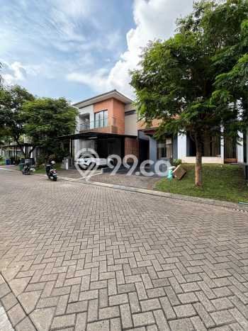 Rumah Mewah LB 161m2 Siap Pakai Desain Elegan di Bintaro, Tangerang Selatan Rumah Mewah LB 161m2 Siap Pakai Desain Elegan di Bintaro, Tangerang Selatan