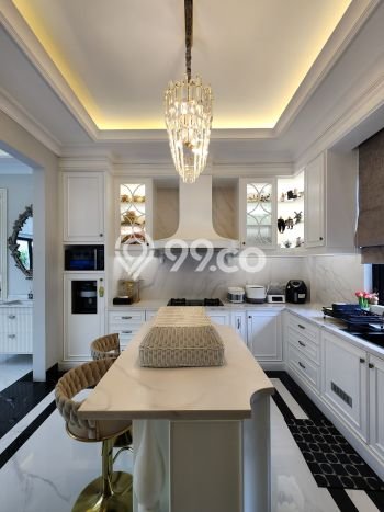 Ready to Use! Premium House LT 650m2 Desain Modern di Pondok Indah Ready to Use! Premium House LT 650m2 Desain Modern di Pondok Indah