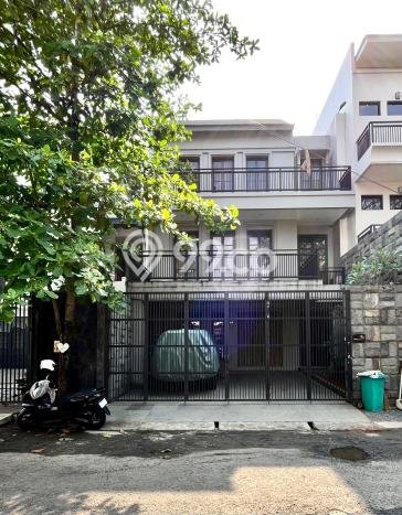 For Sale! Premium House LT 233m2 Desain Modern di Veteran For Sale! Premium House LT 233m2 Desain Modern di Veteran