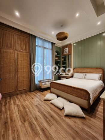 Rumah 5 KT 4 KM di Kawasan Kebayoran Baru, Jakarta Selatan Rumah 5 KT 4 KM di Kawasan Kebayoran Baru, Jakarta Selatan