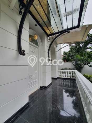Rumah Lokasi Strategis area Pondok Indah, Jakarta Selatan, LT 590m² Bangunan 800m² Rumah Lokasi Strategis area Pondok Indah, Jakarta Selatan, LT 590m² Bangunan 800m²