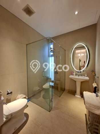 Rumah di Menteng, Jakarta Pusat, LT 377m2m² LB 800m2m² Rumah di Menteng, Jakarta Pusat, LT 377m2m² LB 800m2m²