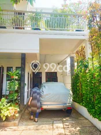 Ready to Use! Premium House LT 202m2 Desain Elegan di Bintaro Ready to Use! Premium House LT 202m2 Desain Elegan di Bintaro