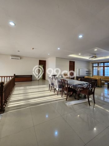 Disewakan Rumah Strategis LT 500m2 / LB 800m2 di Pondok Indah, Jakarta Selatan Disewakan Rumah Strategis LT 500m2 / LB 800m2 di Pondok Indah, Jakarta Selatan