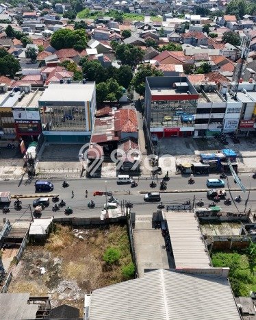 Area Ramai! Komersial Dijual di Ciputat untuk Bisnis Luas Bangunan 325m2 Area Ramai! Komersial Dijual di Ciputat untuk Bisnis Luas Bangunan 325m2