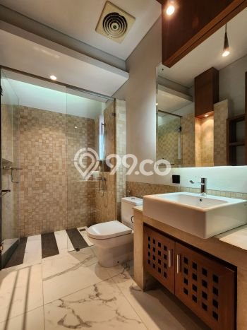 Rumah Elit LB 480m2 Siap Pakai Desain Elegan di Kemang, Jakarta Selatan Rumah Elit LB 480m2 Siap Pakai Desain Elegan di Kemang, Jakarta Selatan