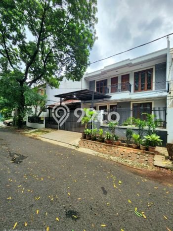 Dijual Rumah Luas Megah Dengan View Eksklusif di Pondok Indah, Jakarta Selatan Dijual Rumah Luas Megah Dengan View Eksklusif di Pondok Indah, Jakarta Selatan