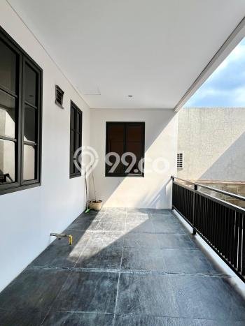 For Sale! Premium House LT 233m2 Desain Modern di Veteran For Sale! Premium House LT 233m2 Desain Modern di Veteran